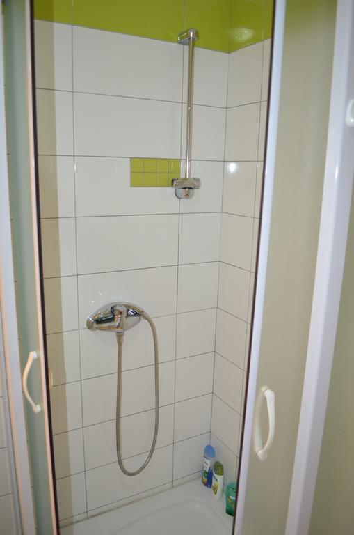 Apartment Meli Сесвете Стая снимка
