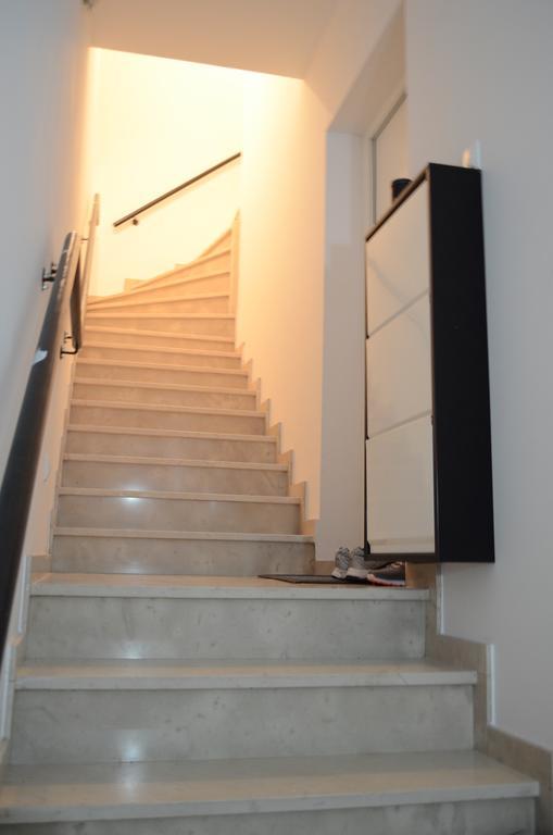 Apartment Meli Сесвете Стая снимка