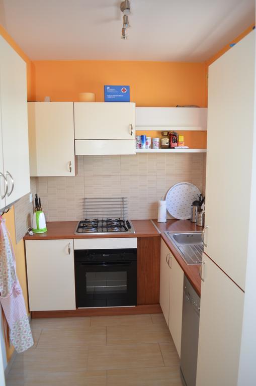 Apartment Meli Сесвете Екстериор снимка