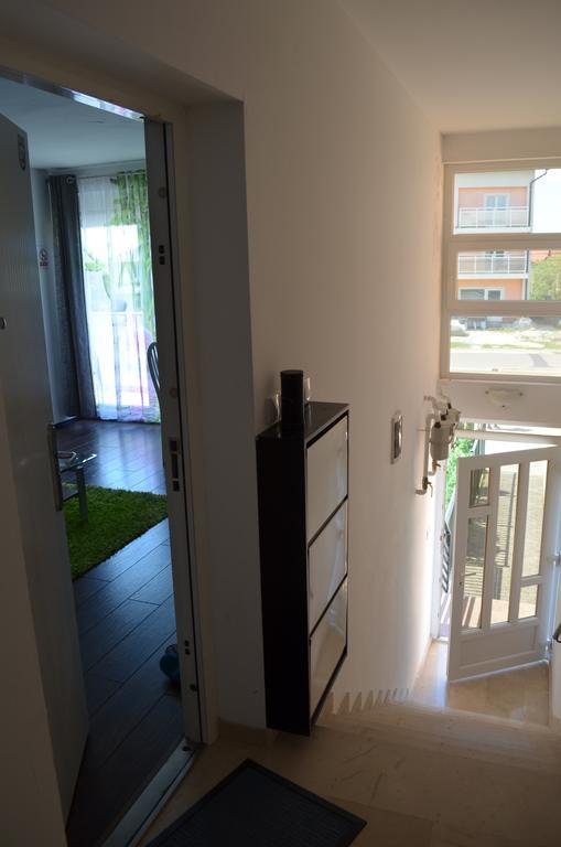 Apartment Meli Сесвете Екстериор снимка