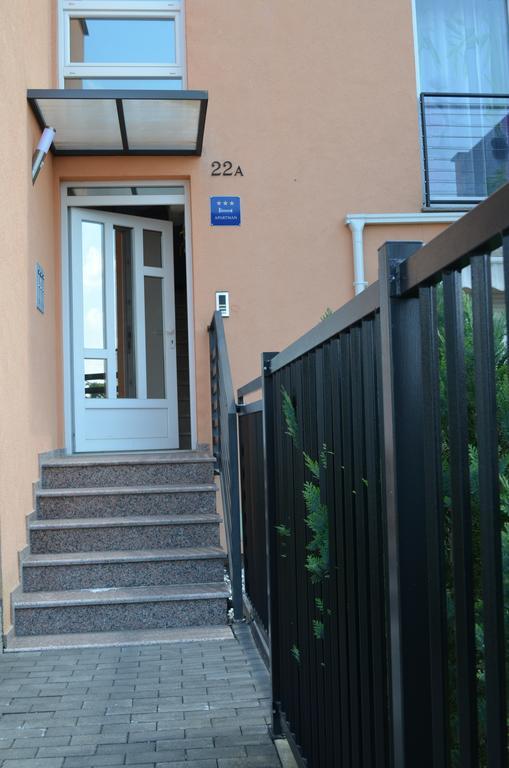 Apartment Meli Сесвете Екстериор снимка