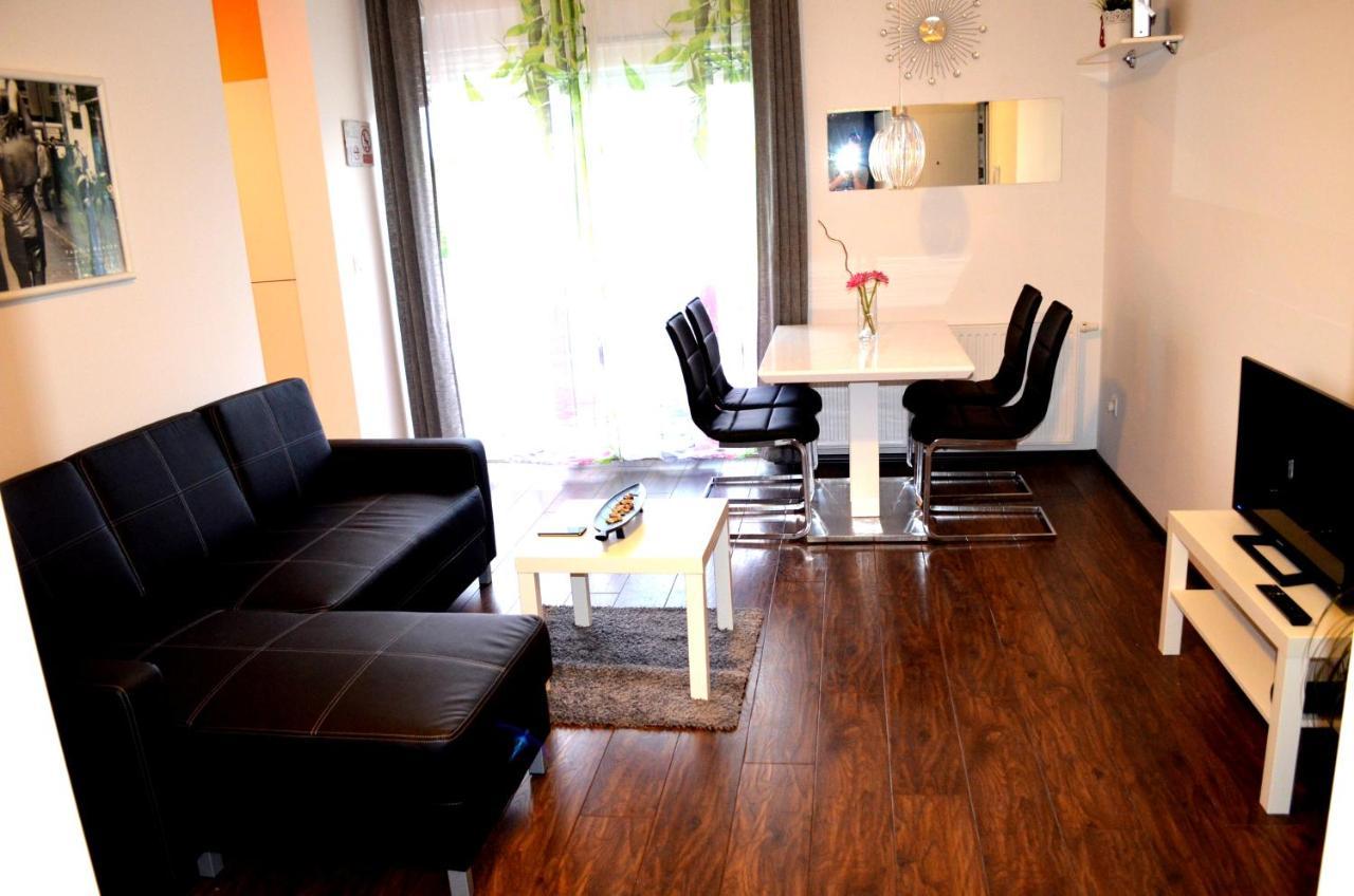 Apartment Meli Сесвете Екстериор снимка